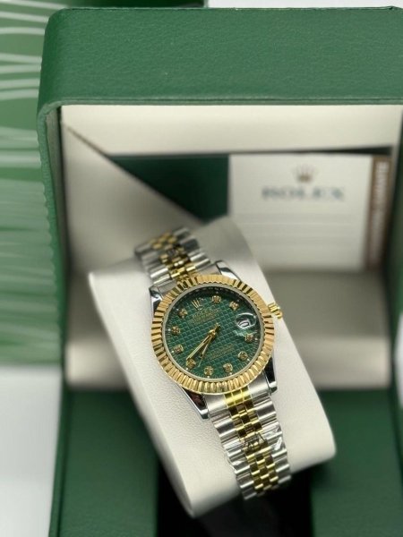 ساعة Rolex للصبايا